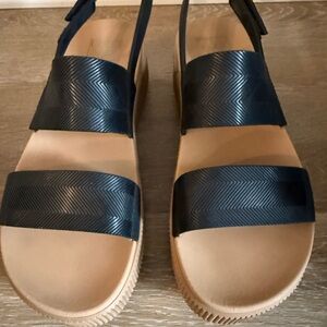 Reef Black and Tan Sandals for Women